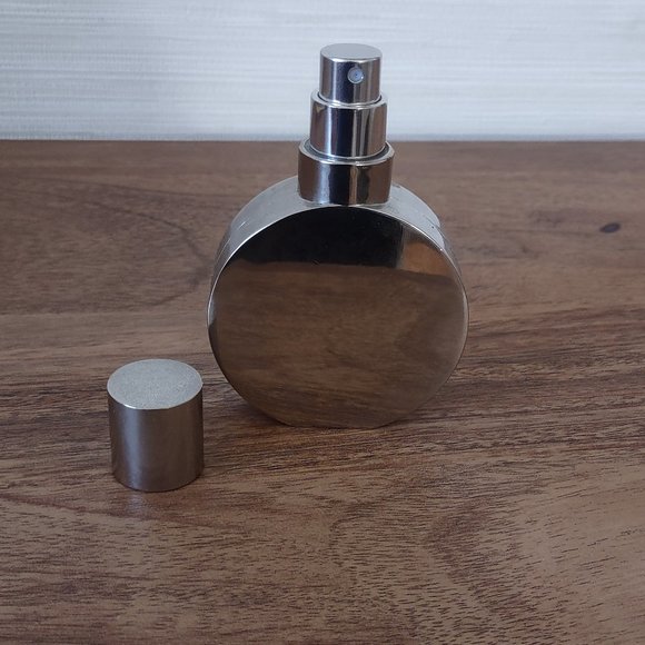 Vintage Saks Fifth Avenue Silver Tone Flask Atomizer for Fragrances - Picture 9 of 13